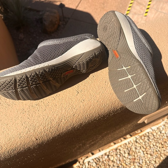 Merrell Gray Mesh Shoes - Picture 3 of 4